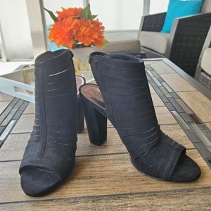 Carlos Santana High Heel, Black, Sandals